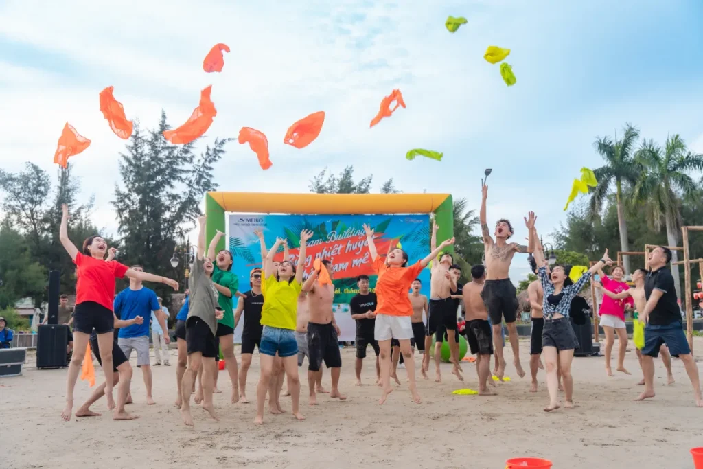 to chuc team building