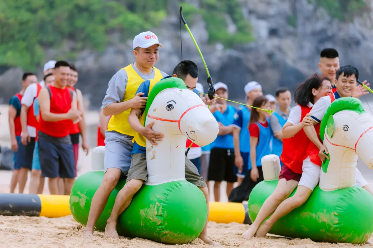 to chuc team building cho cong ty